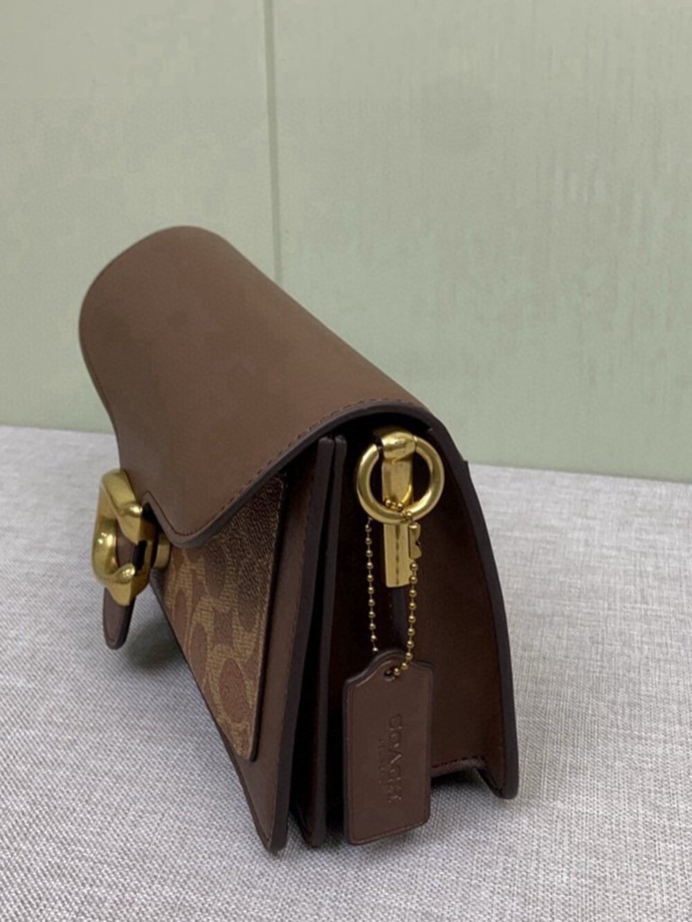 Coach Tabby Shoulder Bag 26 In Signature Canvas - Picture 2 of 5